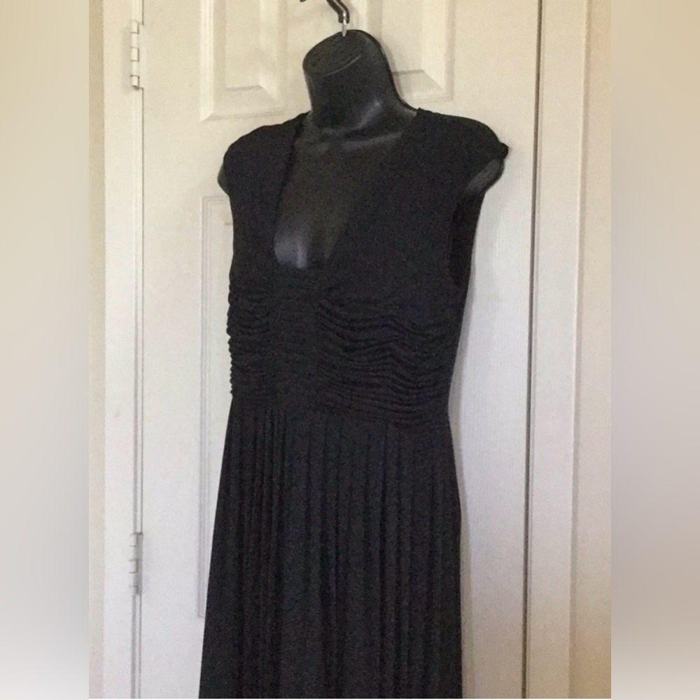 Calvin Klein Black Sleeveless Dress- Size 6 - Picture 3 of 9
